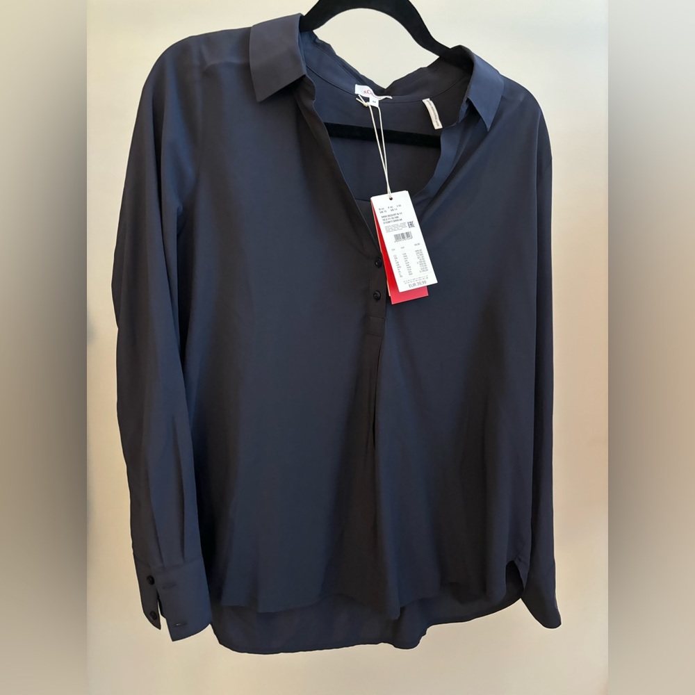 S. Oliver navy blue blouse